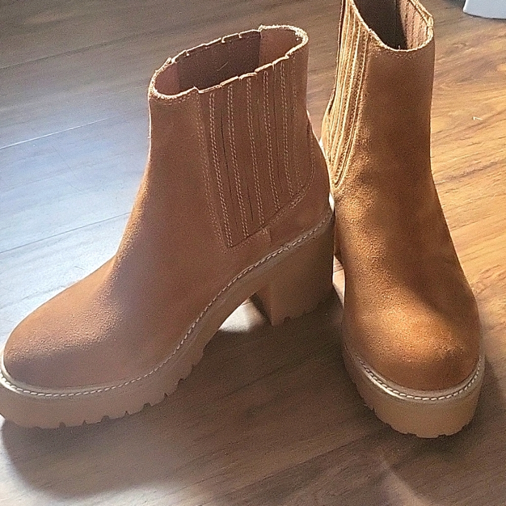 Jeffrey Campbel lug sole bootie